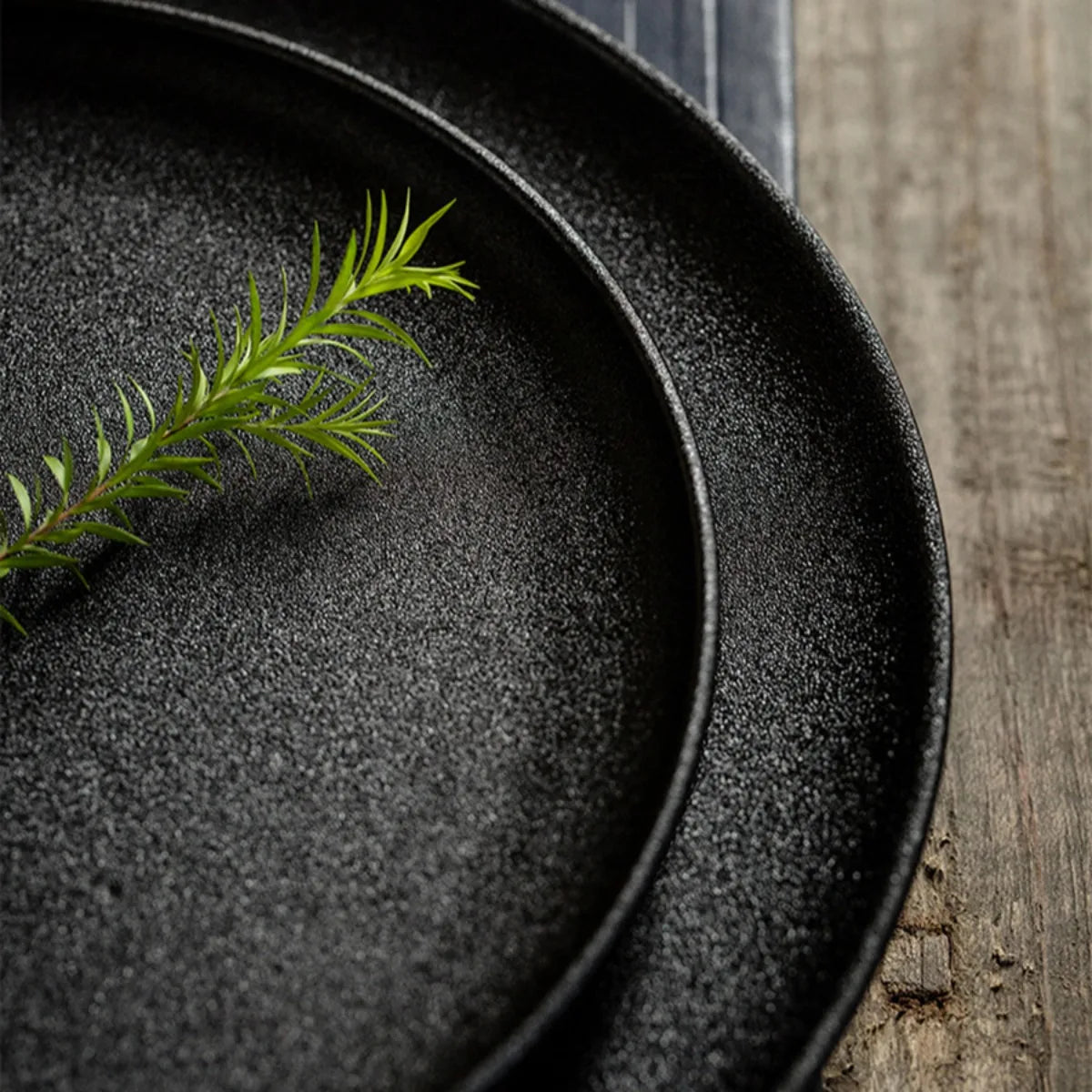 Ceramic Black Plates