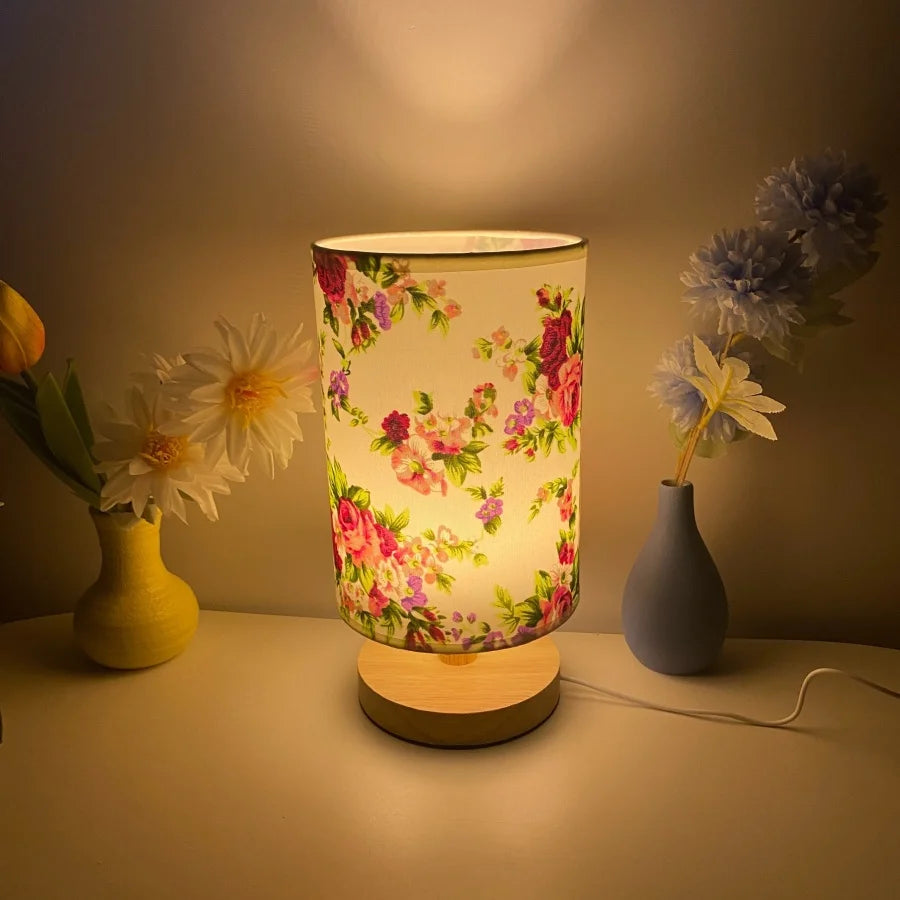 Vintage Floral Table Lamp