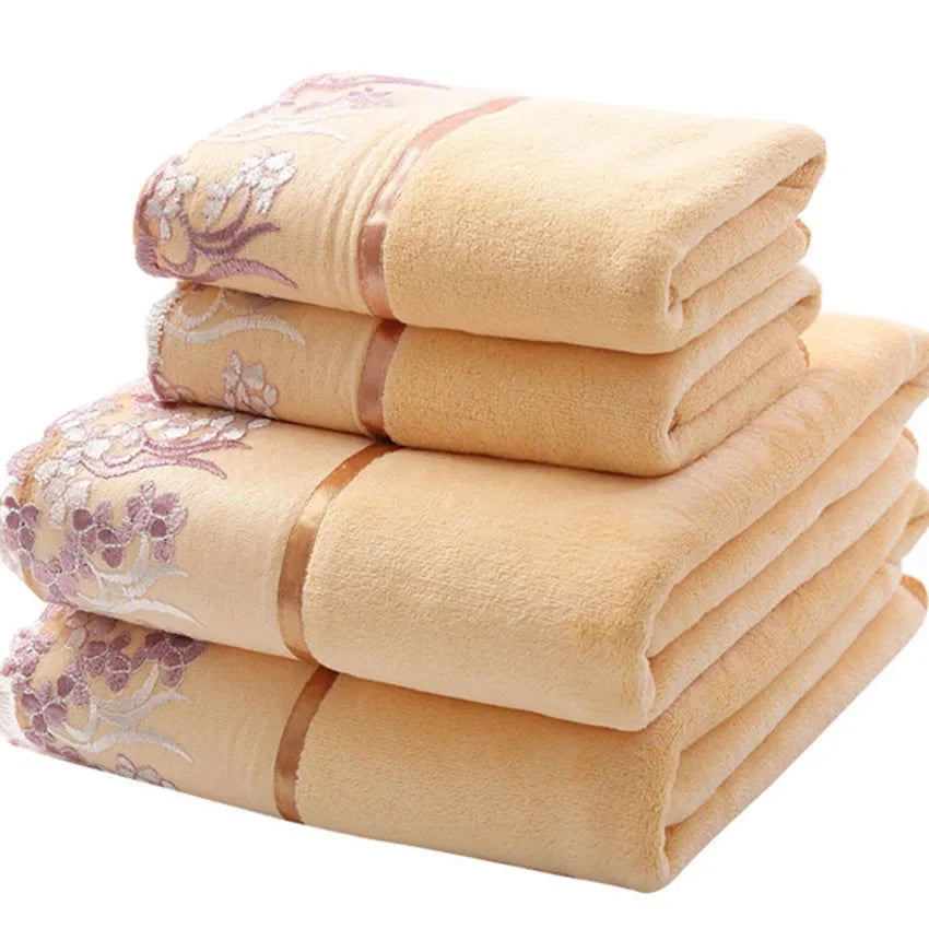 Lace Embroidered Towel Set