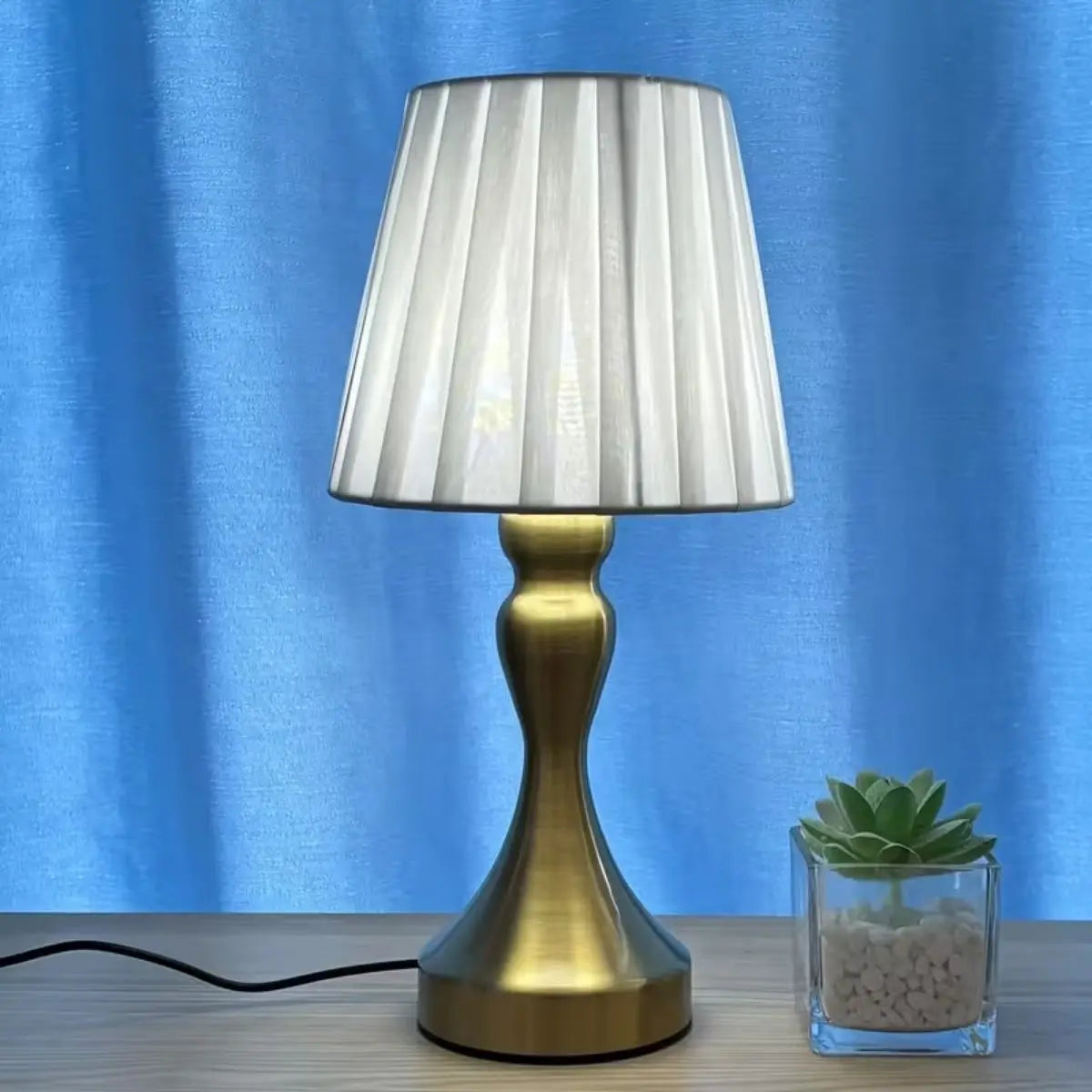 Retro Style Desk Lamp