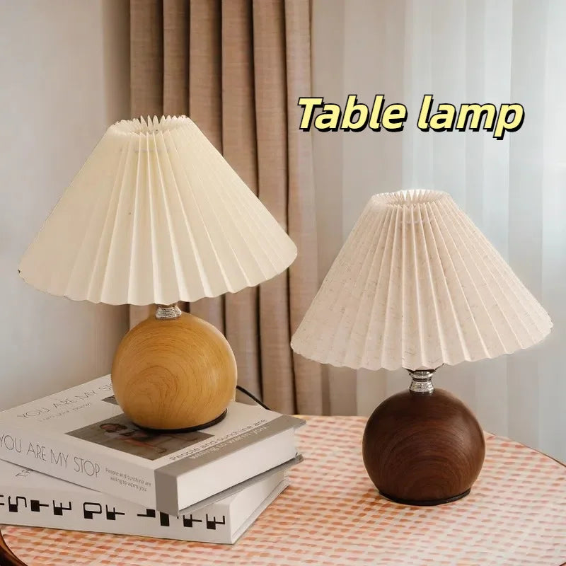 Pleated Desk Lamp