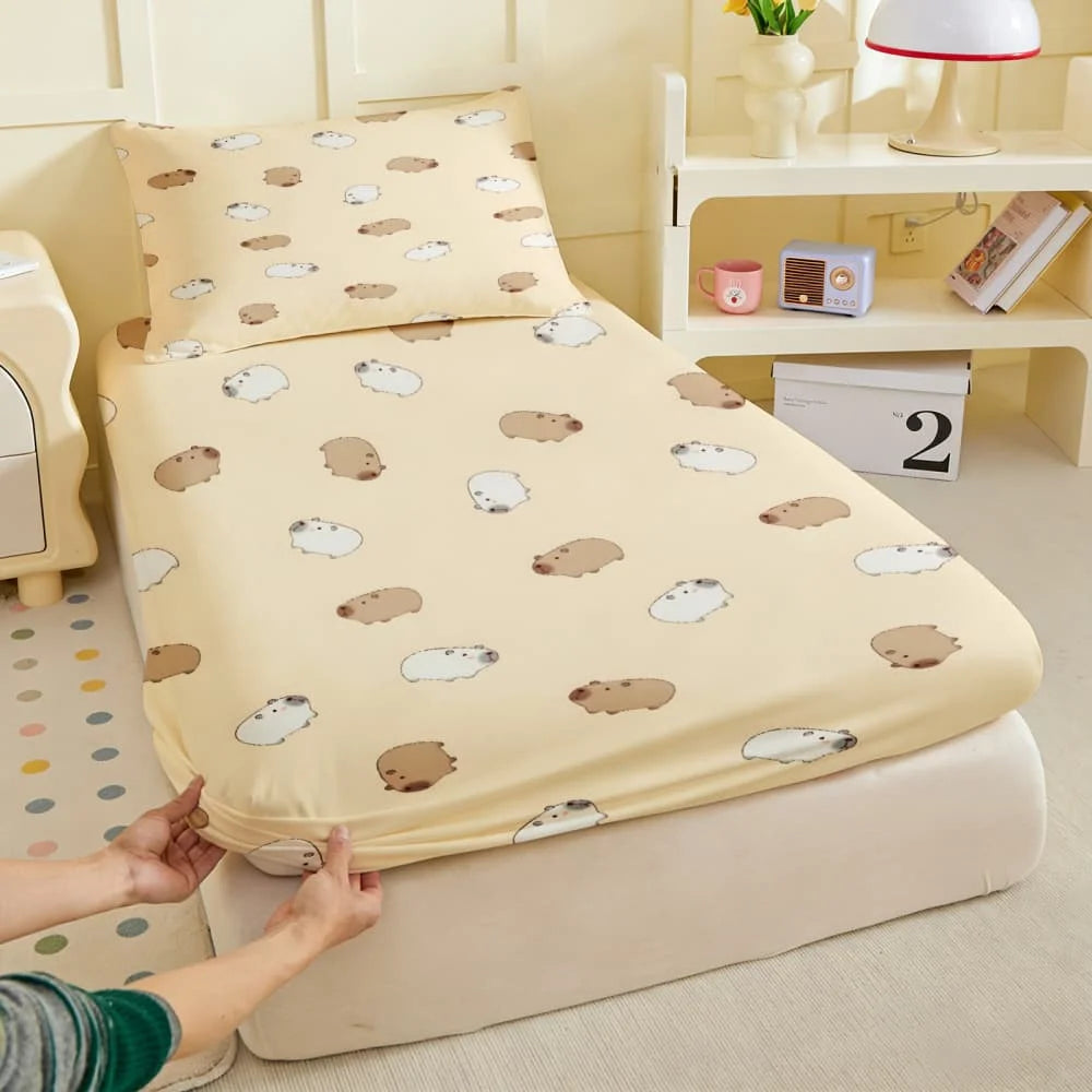 Cartoon Capybara Print Fitted Sheet