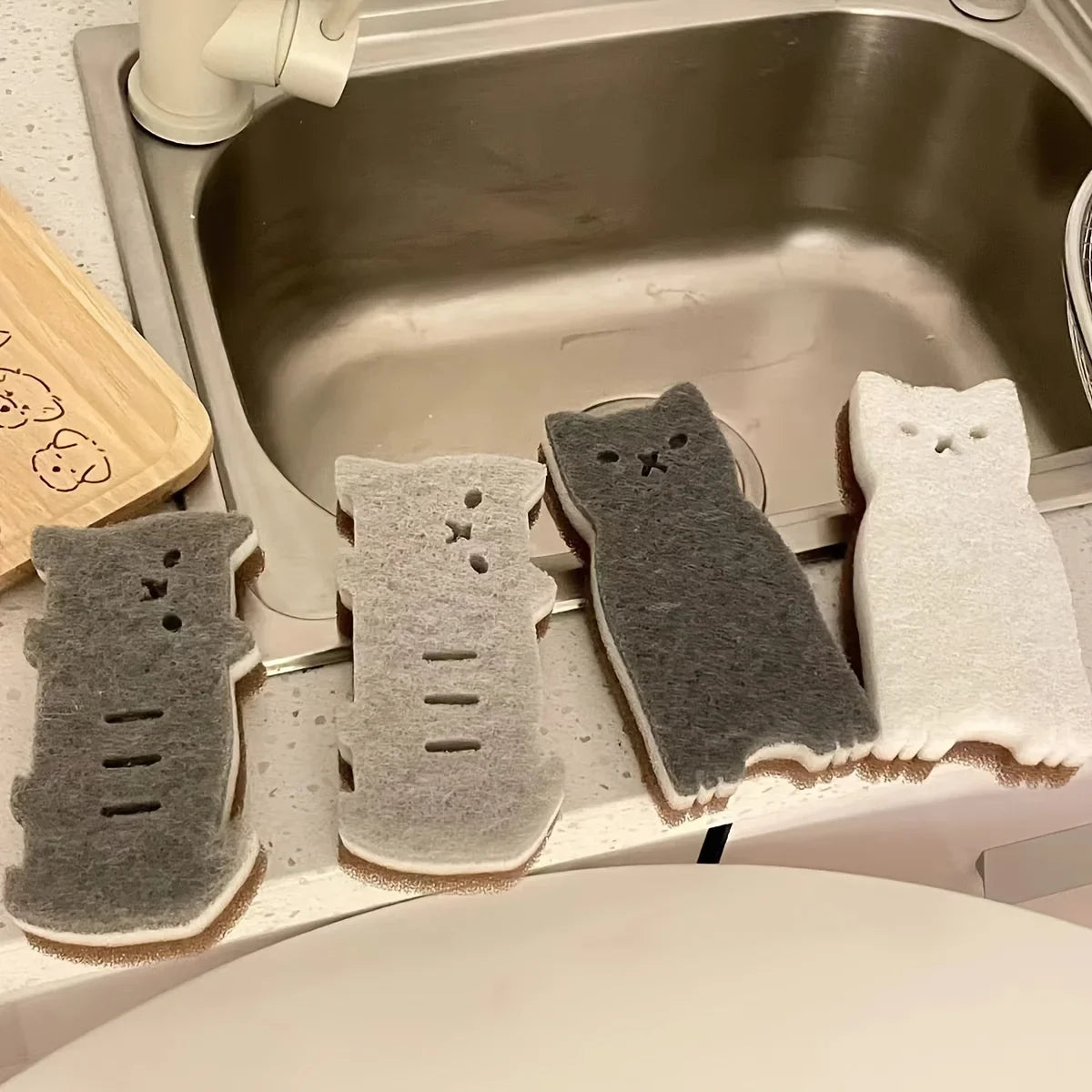 4-piece Cute Cat Sponge Set