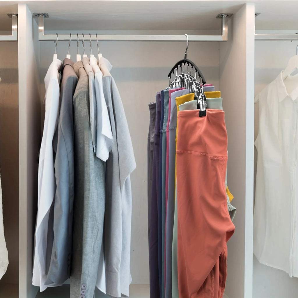 Curved Shape Hanger, 10 Hanger Clips