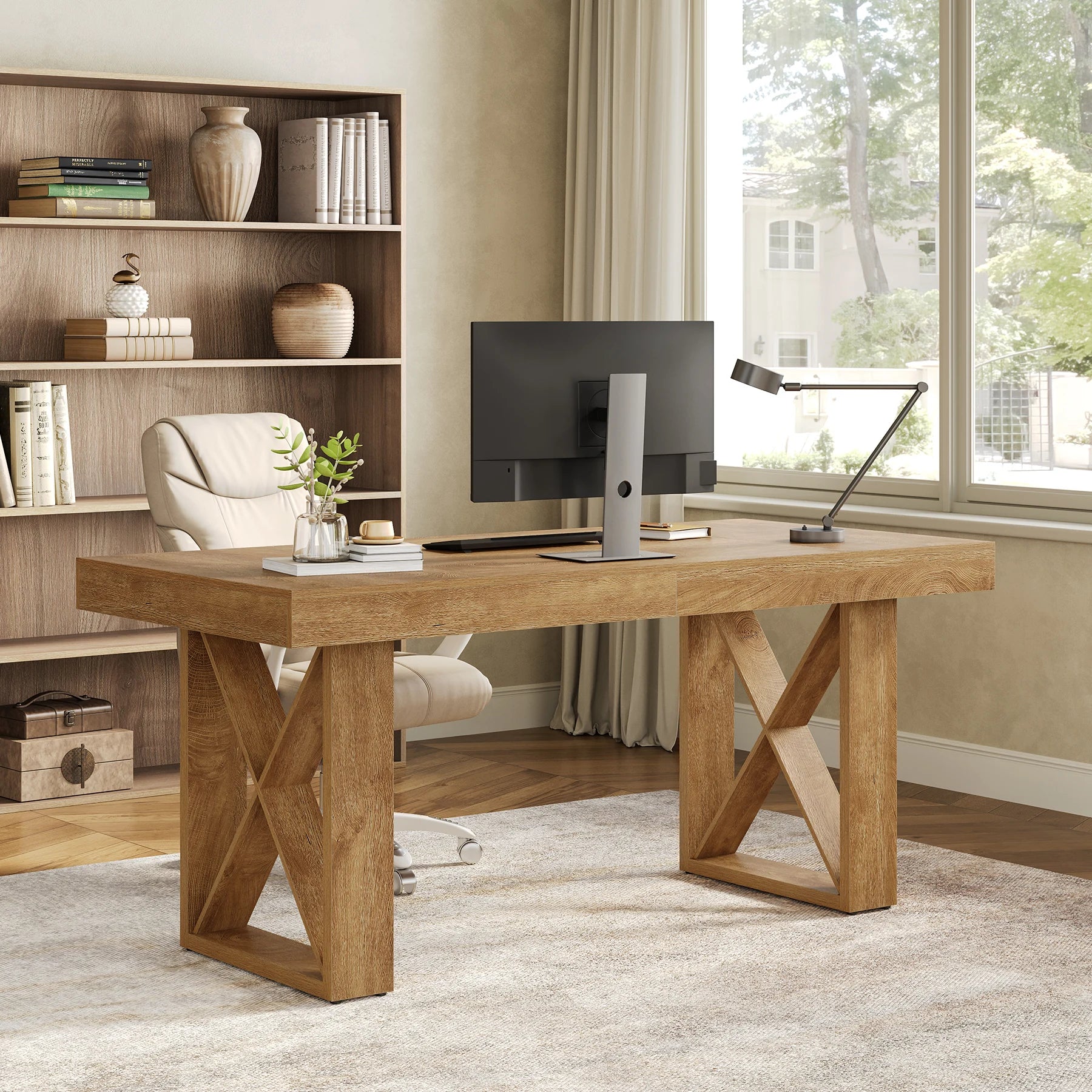 Dining Table /4-6 People,/Brown