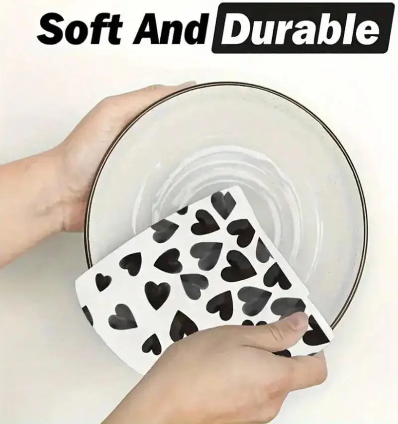 2Pcs Black Heart-Shaped Kitchen Towels
