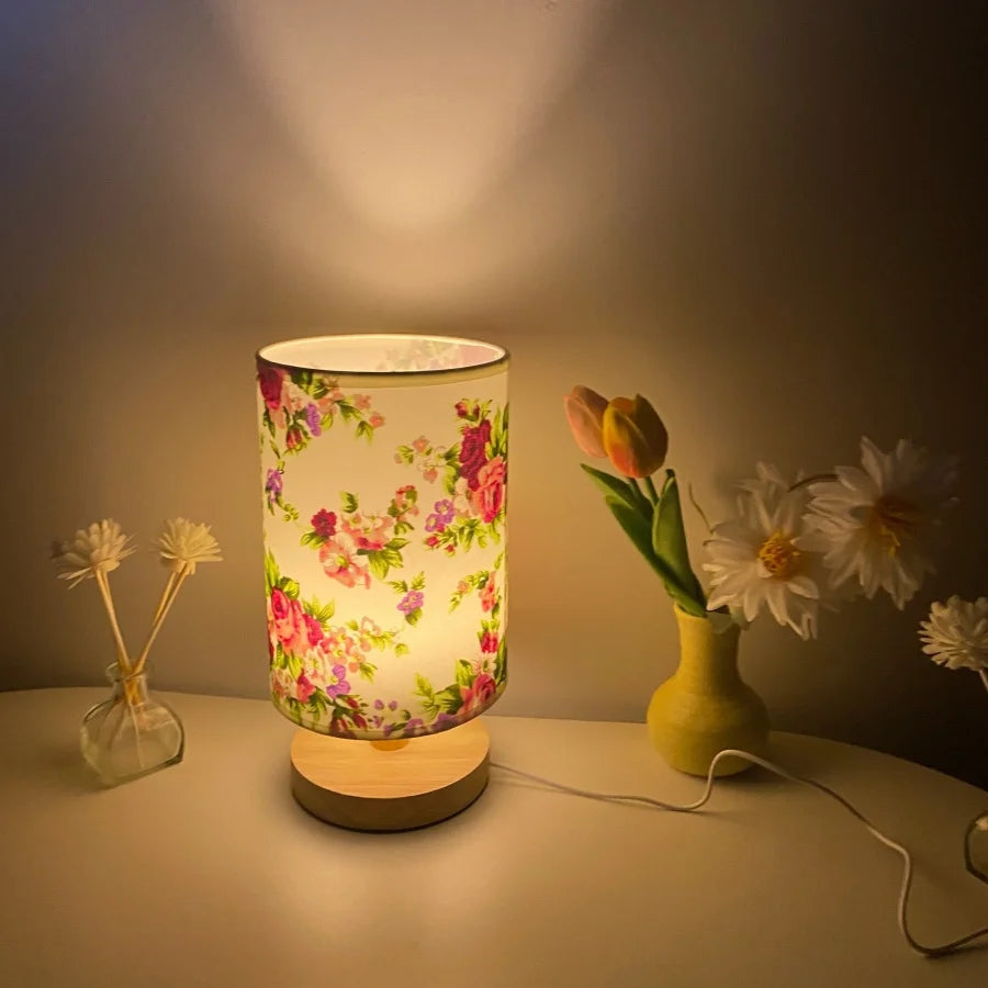 Vintage Floral Table Lamp