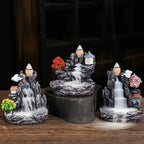 Recirculating aromatherapy container